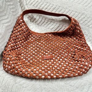 Marta Ponti Portugal | Large Rich Carmel Brown Genuine Woven Leather Hobo Bag